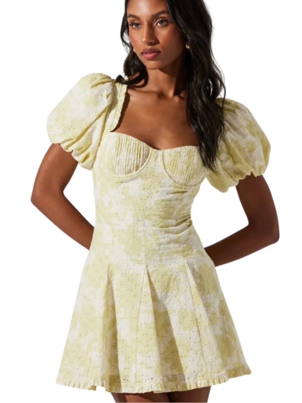 ASTR The Label Emmalou Dress in Lime White Eyelet